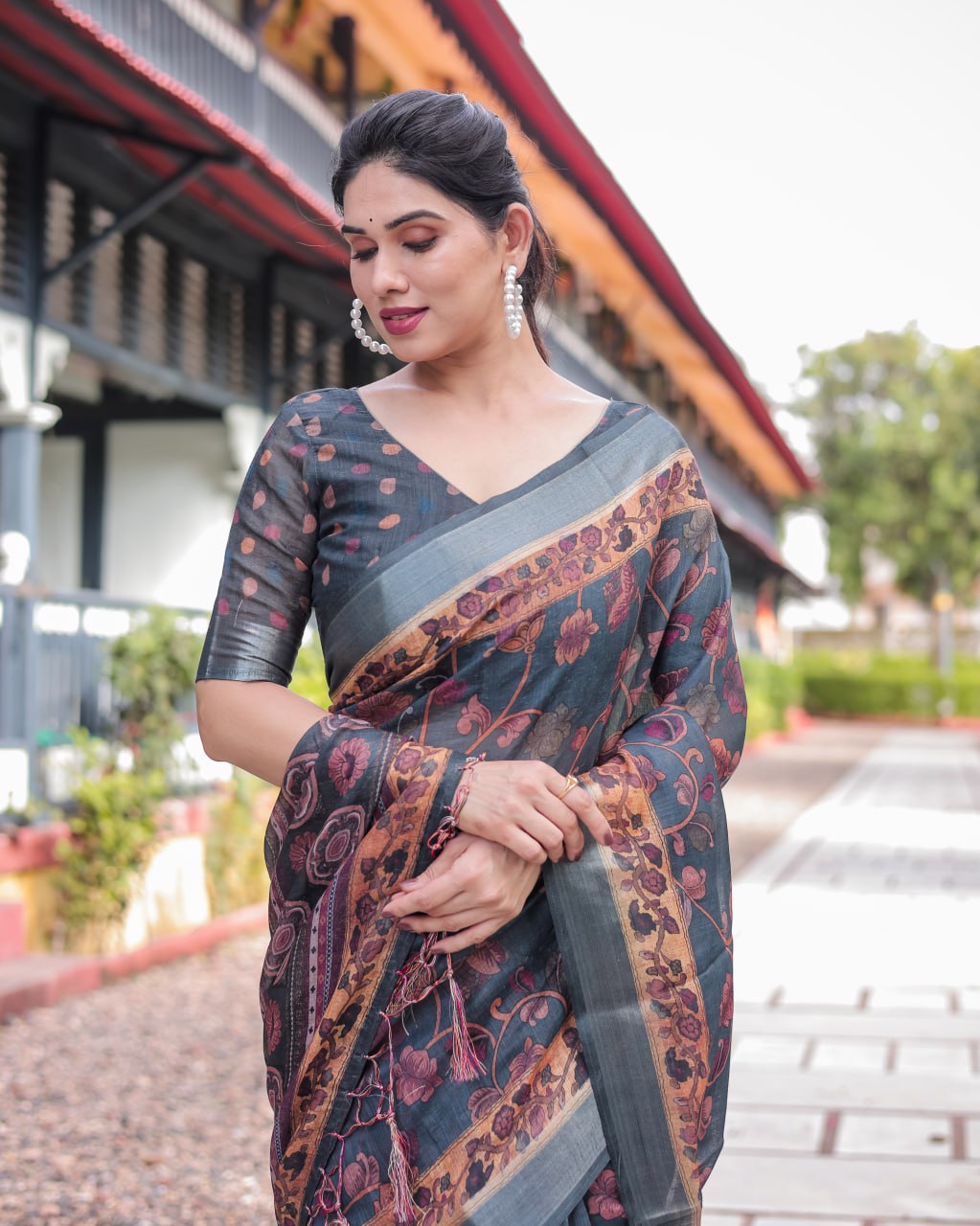 Elegant Charcoal Grey Floral Print Linen Cotton Saree