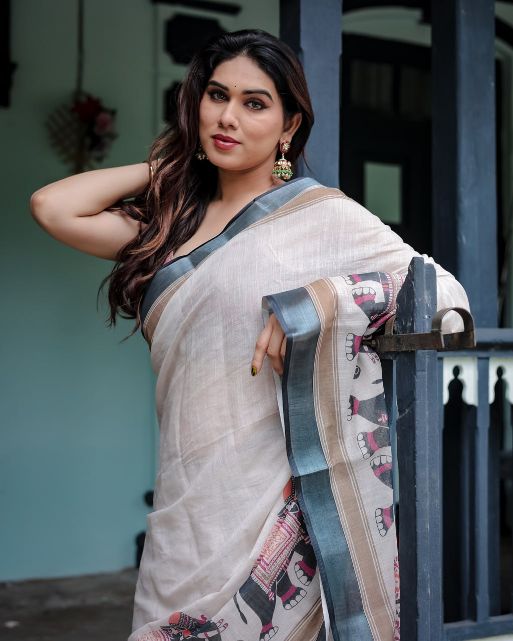Traditional Off-White Linen Cotton Saree with Elephant Print