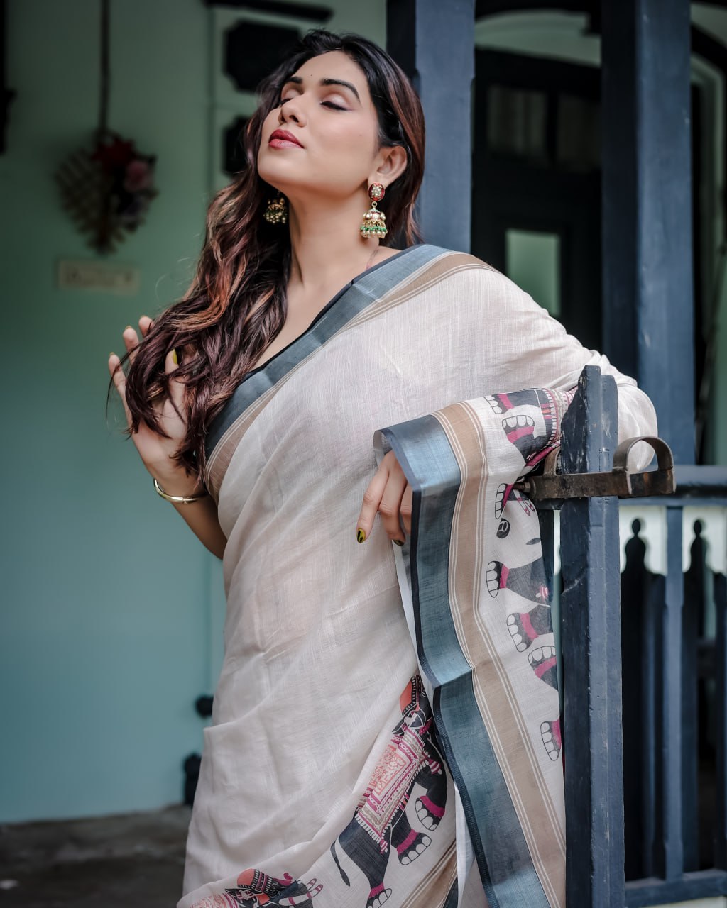 Traditional Off-White Linen Cotton Saree with Elephant Print