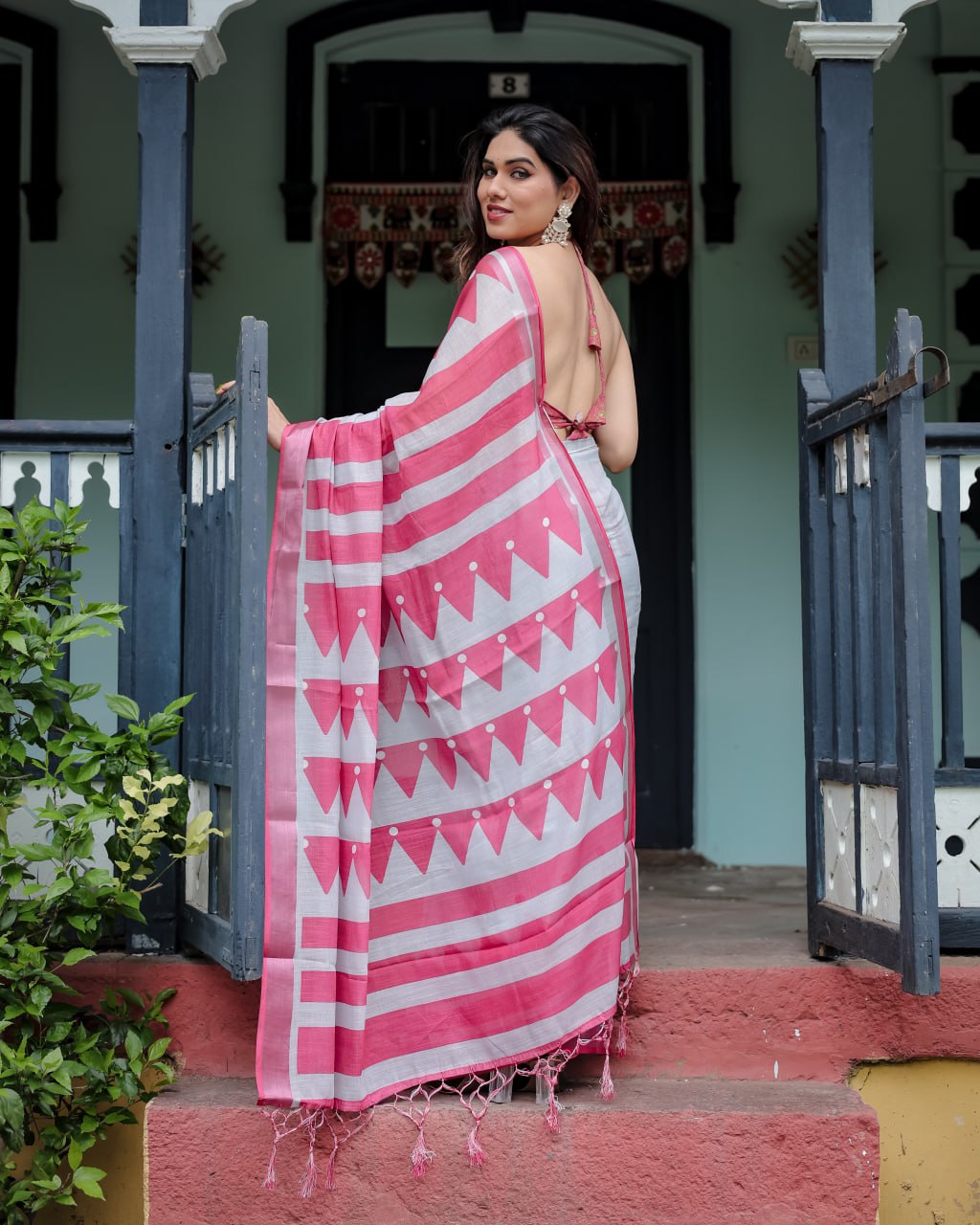 Contemporary White & Hot Pink Geometric Print Linen Cotton Saree