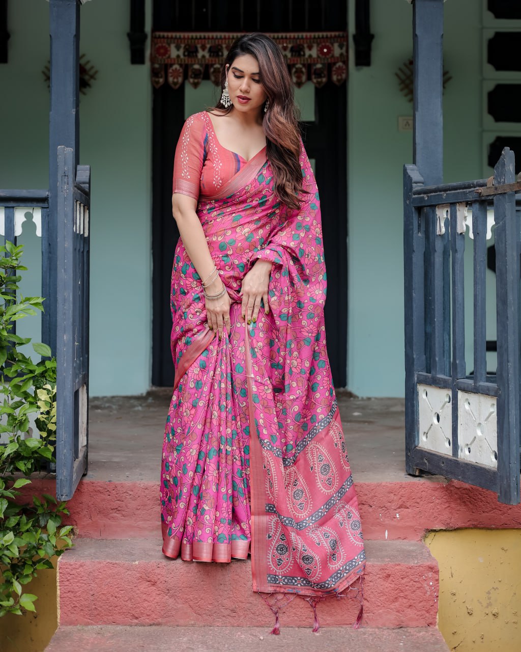 Pink Floral Charm Linen Cotton Saree