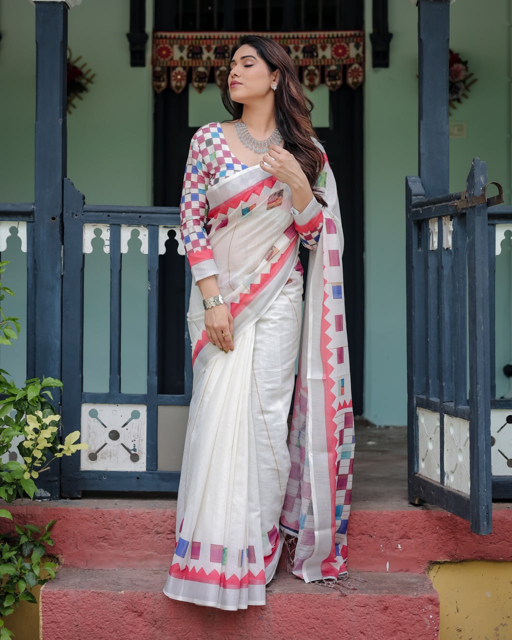 : Ivory Patchwork Linen Cotton Saree