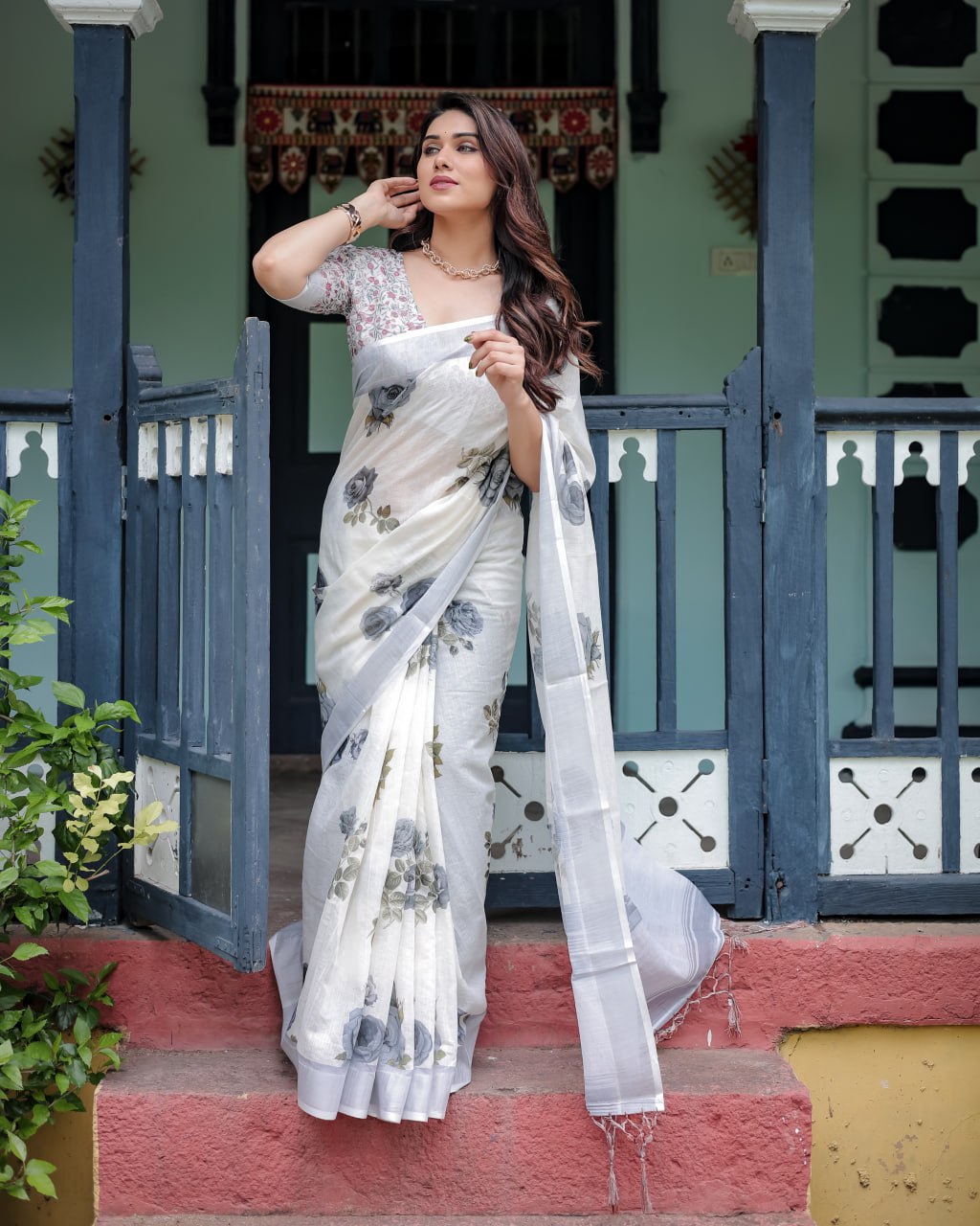 Elegant Floral Printed Linen Cotton Saree