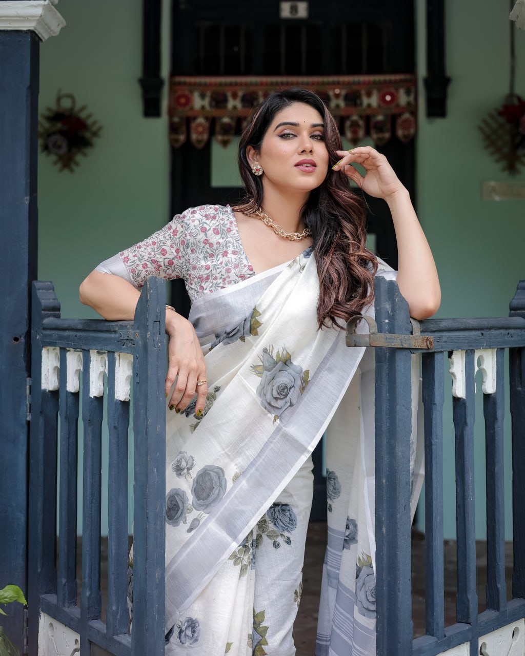 Elegant Floral Printed Linen Cotton Saree