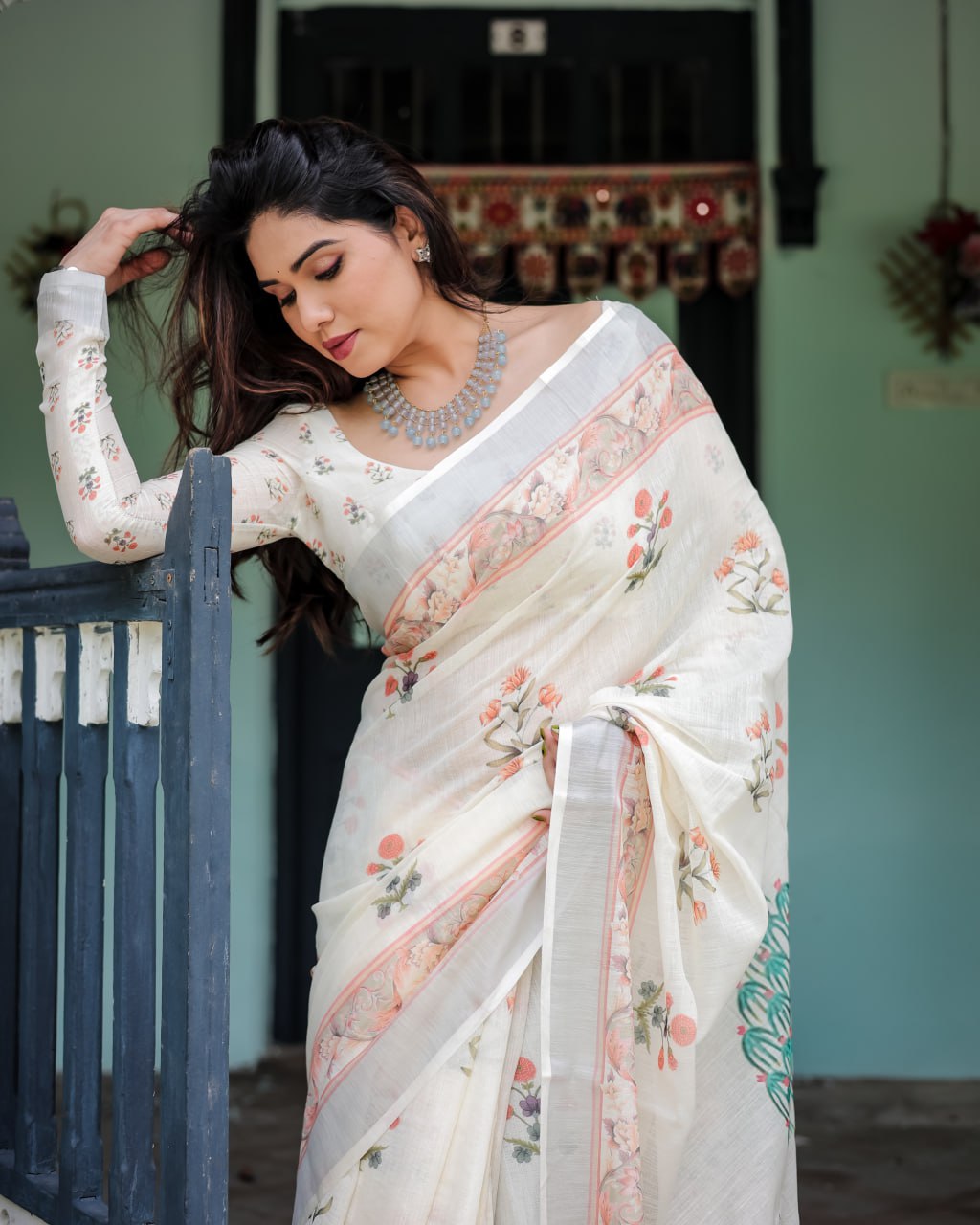 Elegant Floral Linen Cotton Saree