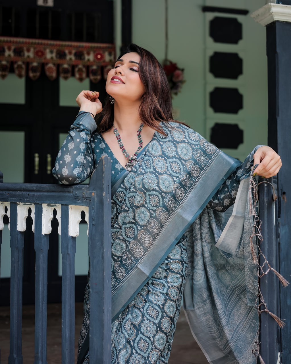 Deep Teal Woven Linen Cotton Saree