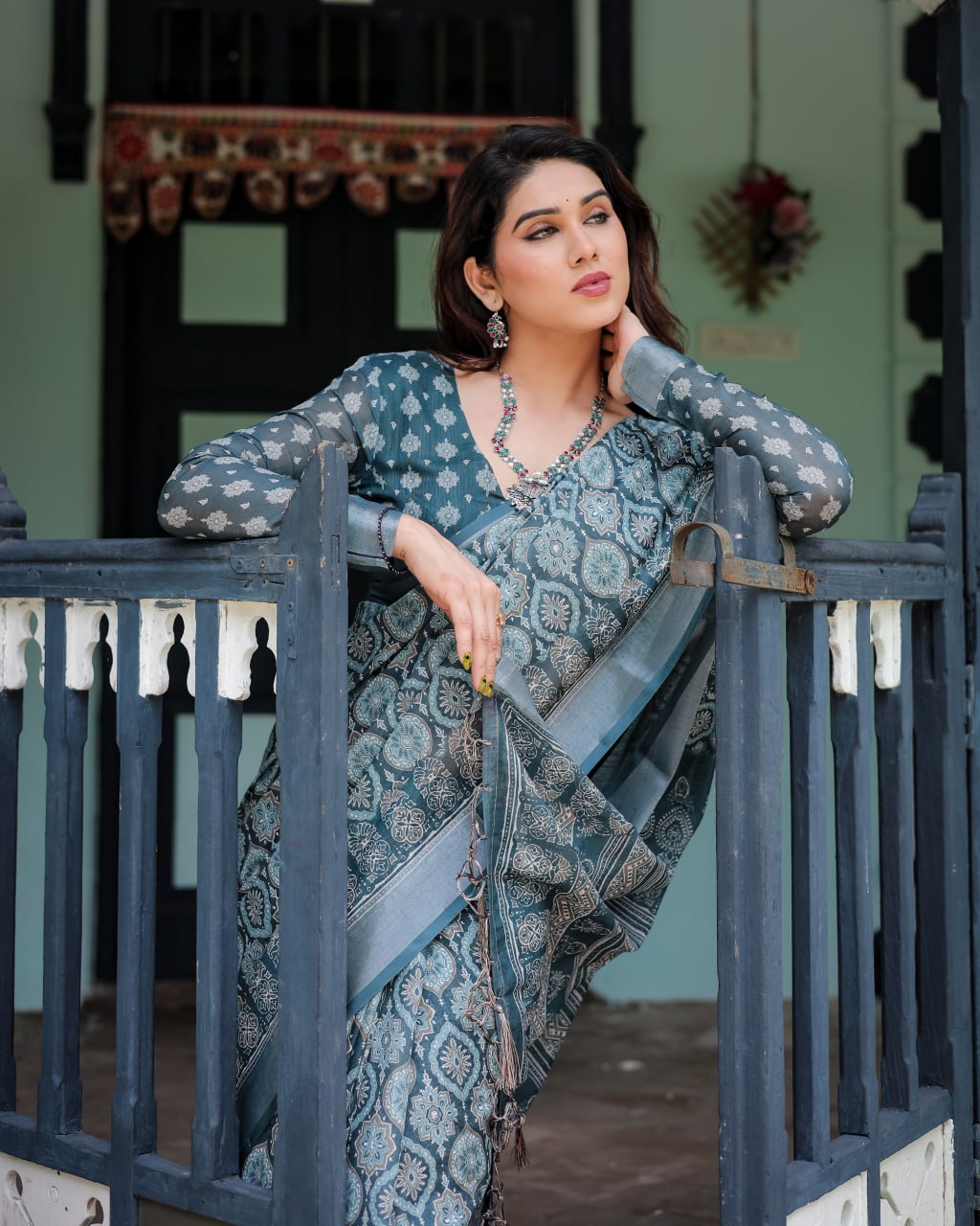 Deep Teal Woven Linen Cotton Saree