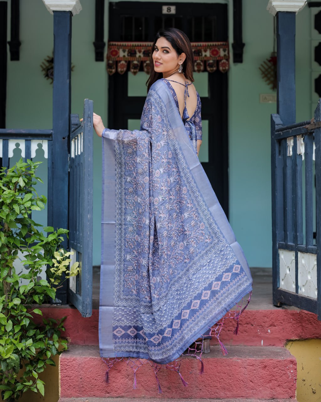 Elegant Grey-Blue Floral Linen Cotton Saree