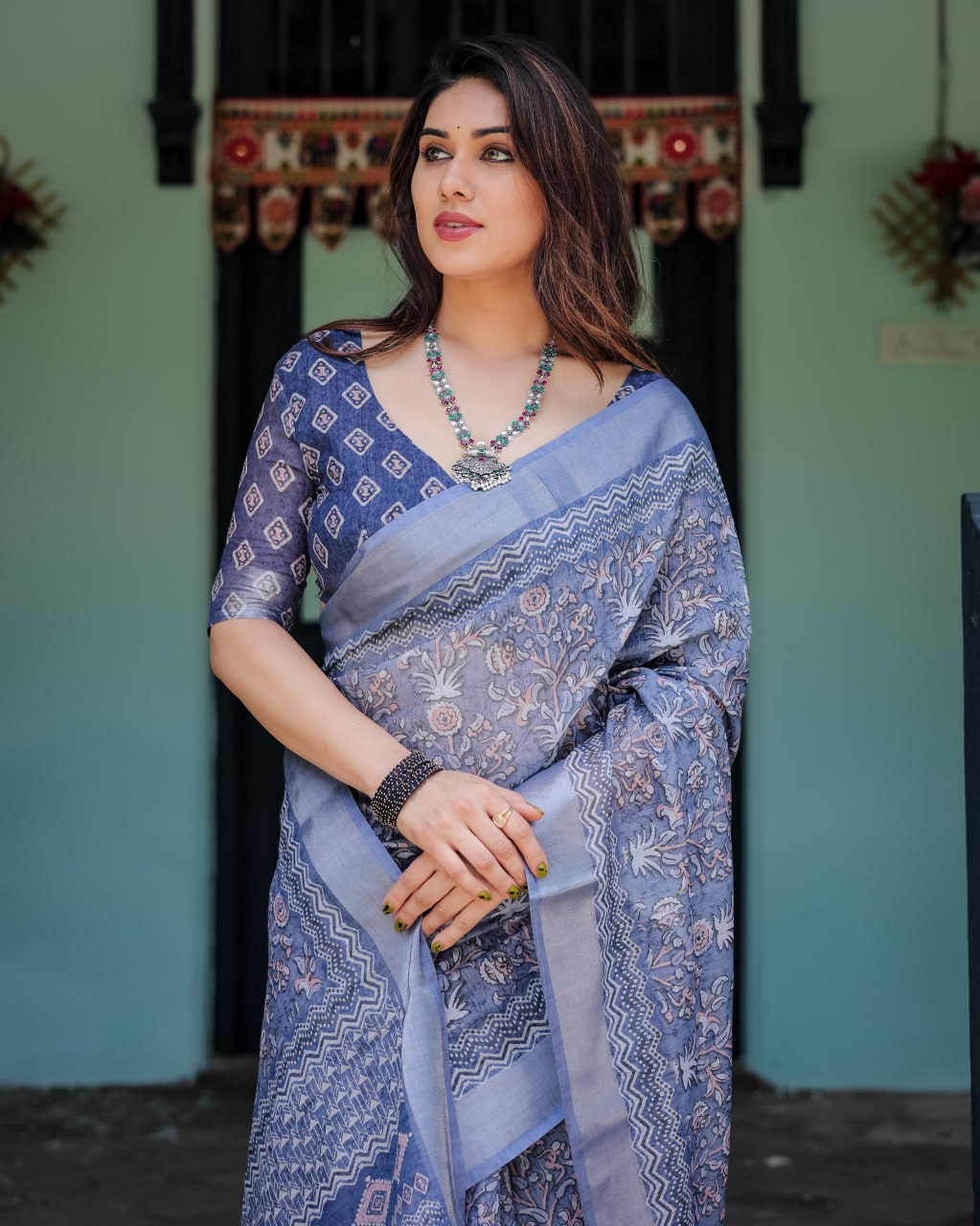 Elegant Grey-Blue Floral Linen Cotton Saree