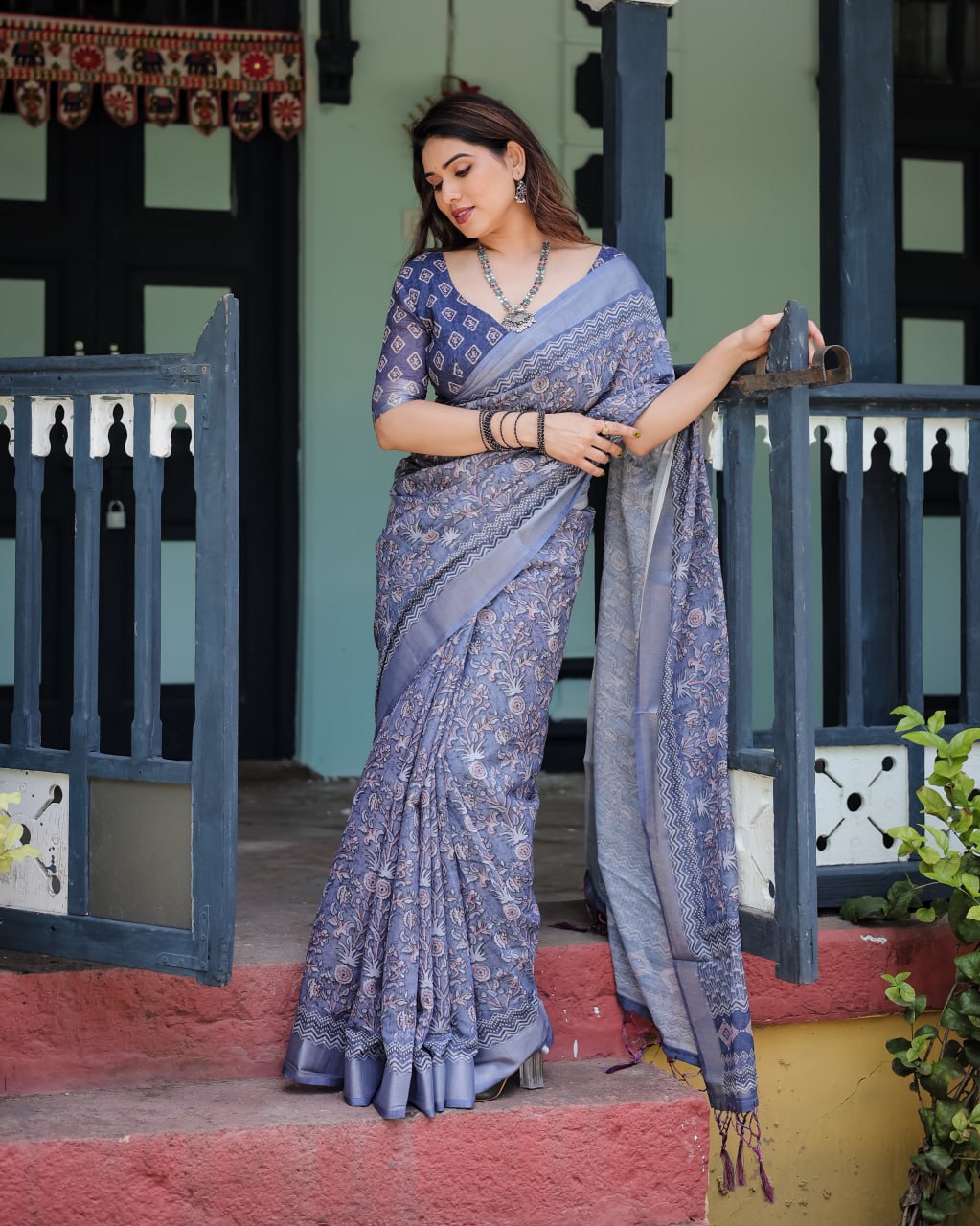 Elegant Grey-Blue Floral Linen Cotton Saree