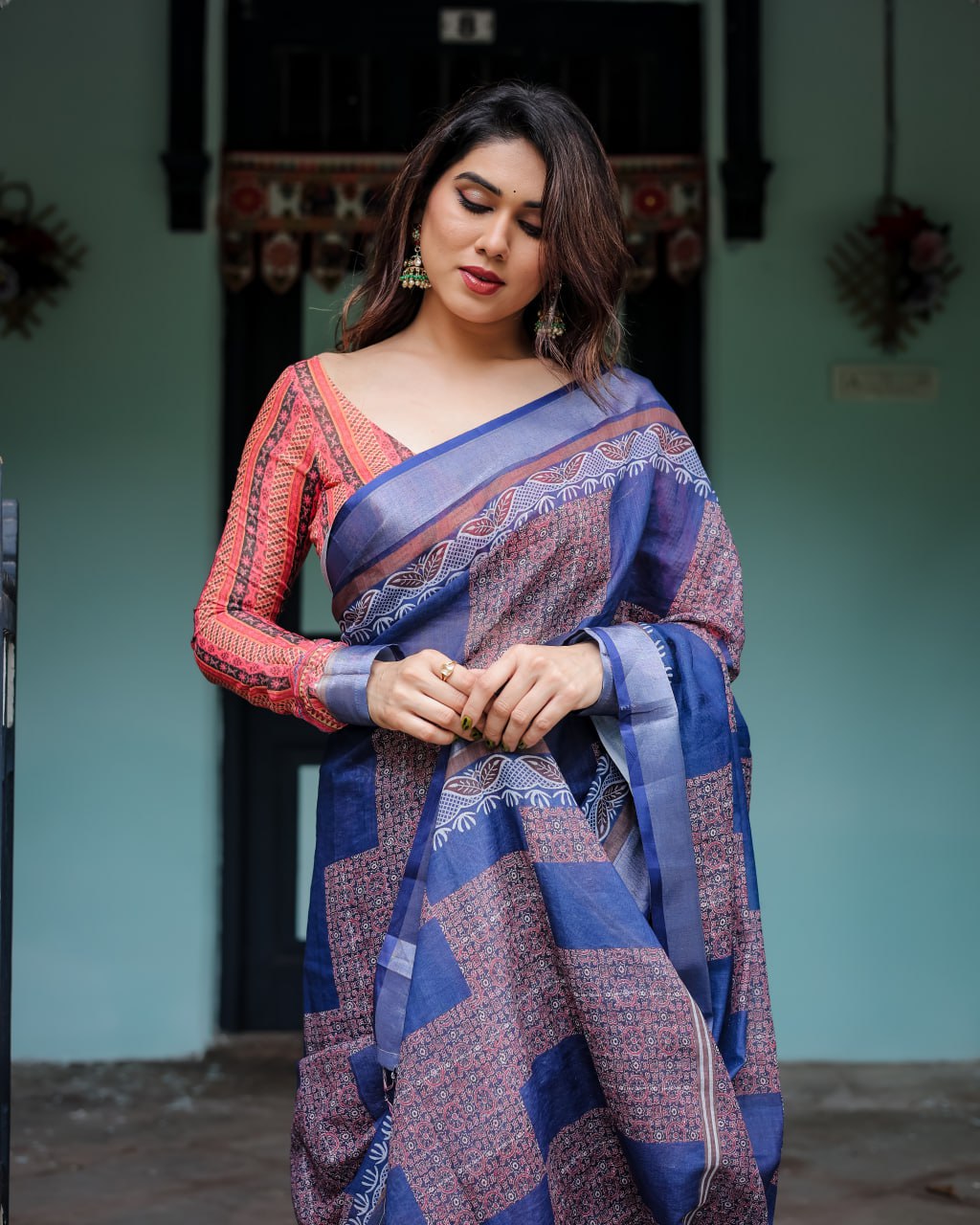 Deep Sapphire Blue Geometric Woven Linen Cotton Saree