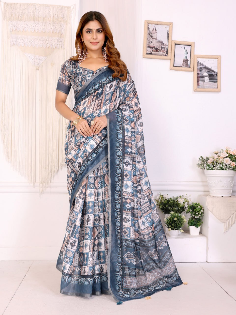 Stylish White Chanderi Saree with Digital Geometric Print
