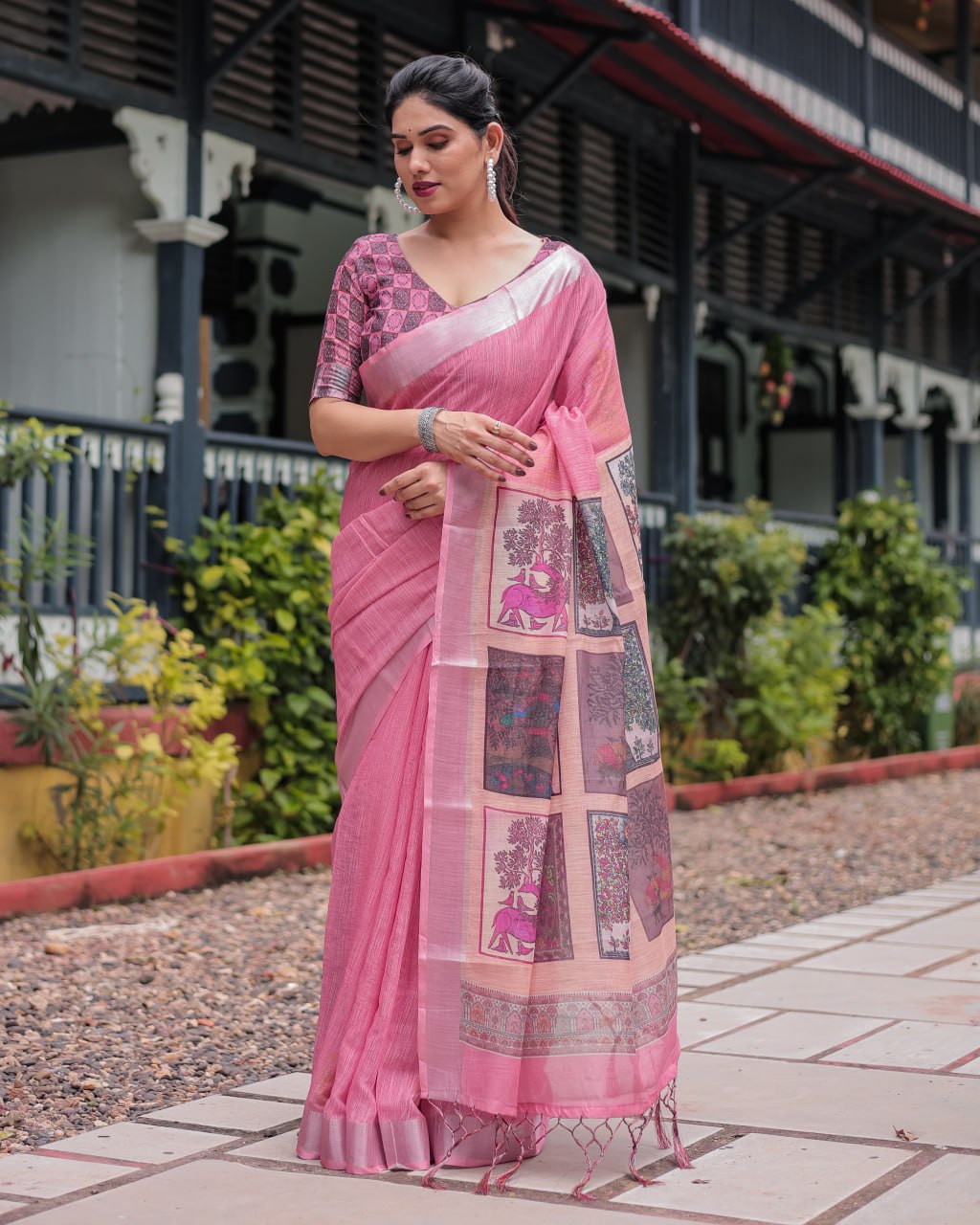 Blush Pink Heritage Patchwork Digital Print Designer Border Linen Cotton Saree